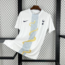 Maillot Tottenham concept 2025-26